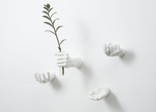 Load image into Gallery viewer, Hand C'MERE, White, H. Allen