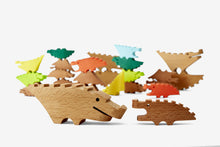 Load image into Gallery viewer, Croc Pile Large, Set of 5  (natural)