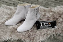 Load image into Gallery viewer, Rescue Wipes - Boot Rescue Pouch