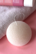 Load image into Gallery viewer, MaskerAide - Konjac Sponge Cleanse & Exfoliate