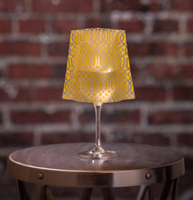 Load image into Gallery viewer, Classiq Yellow - Lumizu Wine Shades