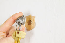 Load image into Gallery viewer, KEY HOLDER, TIGER