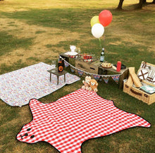 Load image into Gallery viewer, PICNIC BLANKET, BEAR