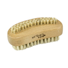 Load image into Gallery viewer, Urban Spa - The classic nail brush
