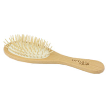 Load image into Gallery viewer, Urban Spa - The massaging hairbrush
